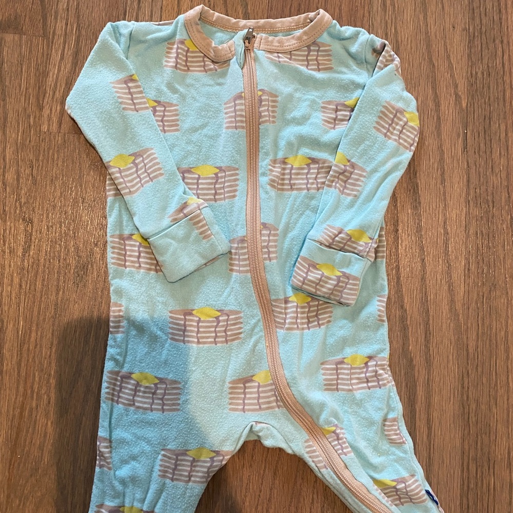 Kickee pants sleeper 9-12 mths